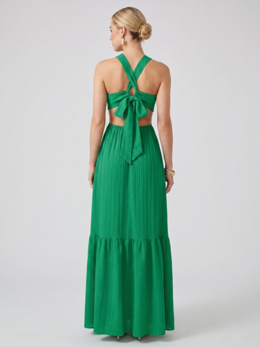 Women’s Green Halter Cutout Maxi Dress Backless Flowy Vacation Party Gown